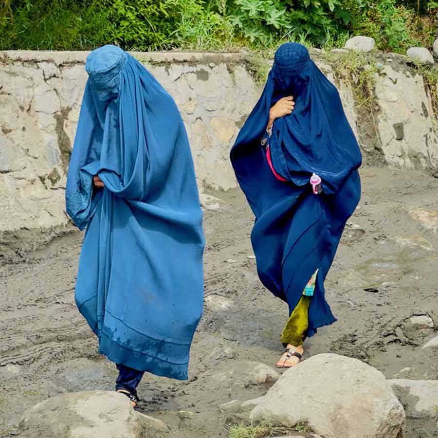 Taliban’s Dress Restrictions in Afghanistan 