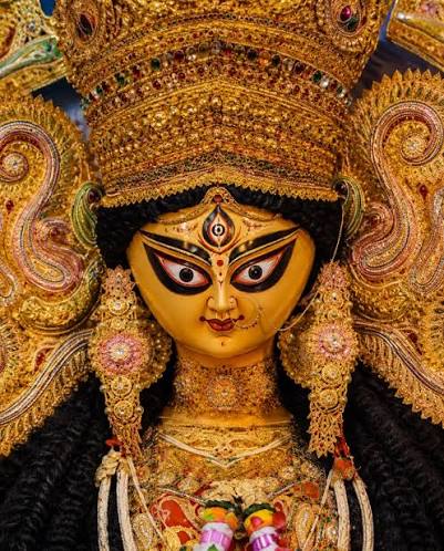  ২০২৮ সালের দু’টি দুর্গাপুজোর মধ্যে ১৫ দিনের বেশি ব্যবধান থাকবে।
