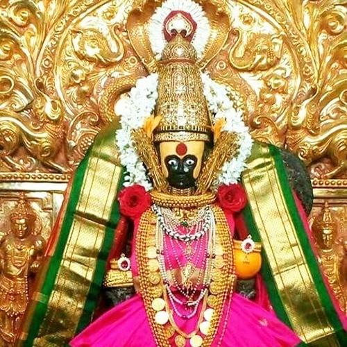করবীরাসুরের উত্থান, দেবতাদের প্রতিরোধ: কোলাসুরের জ্যেষ্ঠ পুত্র করবীরাসুর পিতার রাজ্যের নাম বদলে নিজের নামানুসারে রাখেন করবীরপুর। এরপর পার্শ্ববর্তী অঞ্চলগুলিও দখল করতে উদ্যত হন তিনি। তাঁর অত্যাচার ক্রমশ অসহনীয় হয়ে উঠলে হস্তক্ষেপ করেন মহাদেব। অসুরদের বধ করেন তিনি। পুত্রদের মৃত্যুতে কোলাসুরের মনে ফের জেগে ওঠে প্রতিশোধের আগুন। তিনি আবার তপস্যা শুরু করেন। তবে এবার তাঁর ক্ষোভের লক্ষ্য স্বয়ং আরাধ্যা দেবী মহালক্ষ্মী। দেবীর কৃপায় তাঁর চার পুত্রের জন্ম হয়েছে, অথচ অন্য দেবতারা তাঁদের বধ করতে সক্ষম হলেন—এই অভিযোগেই দেবীর প্রতি অসন্তুষ্ট হয়ে ওঠেন তিনি।