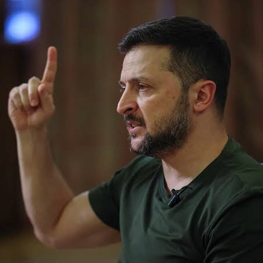 Donald Trump sends special envoy to warn Volodymyr Zelenskyy and tilting over Vladimir Putin amid mid term elections in US 