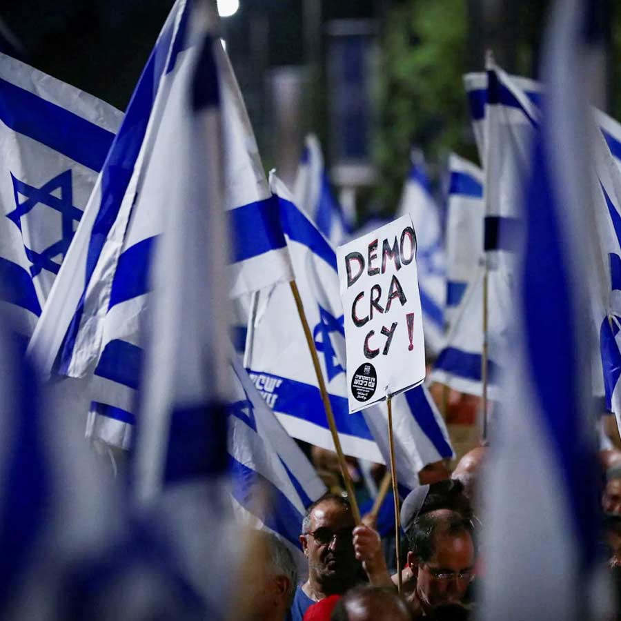 Israeli PM Benjamin Netanyahu may lose election says Opinion Poll, know its impact on war and India 