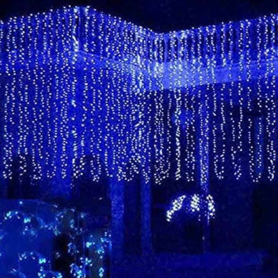 এ ক্ষেত্রে ঘরের সমস্ত কোণে যাতে পর্যাপ্ত পরিমাণে আলো থাকে, সেই দিকে নজর দিন।