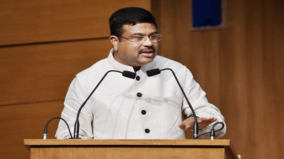 The minister was addressing a session on â€˜Job creation and entrepreneurshipâ€™ organised by the Confederation of Indian Industry at its annual meeting on August 12.  Image Source: Twitter