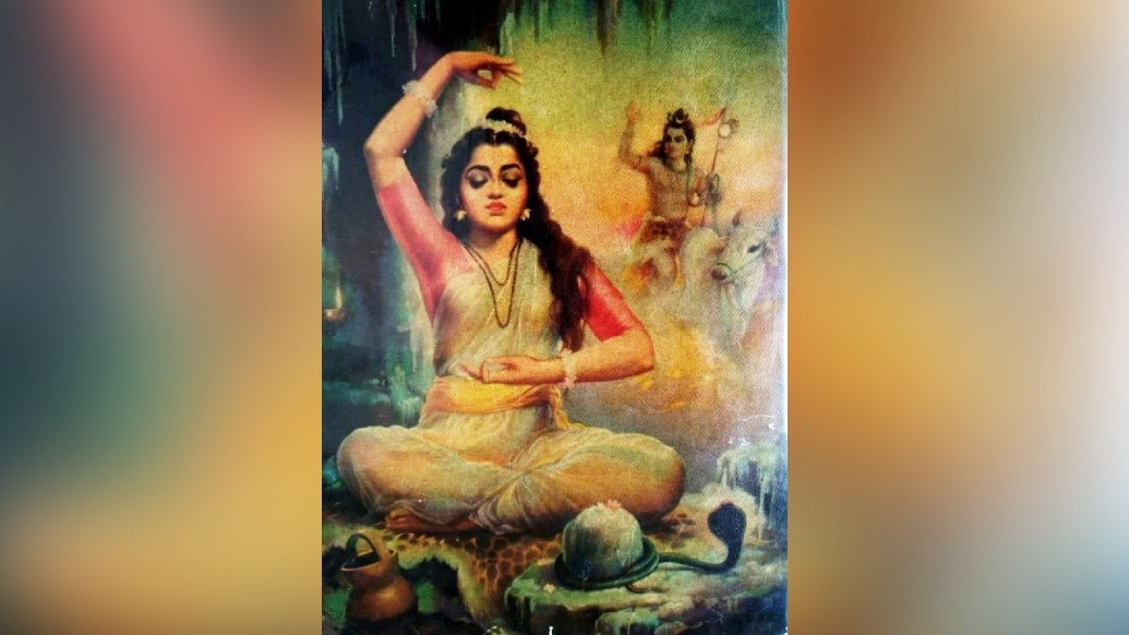 অন্যদিকে তাঁকে পাওয়ার জন্য পার্বতীর কঠোর তপস্যা মুগ্ধ কর মহাদেবকে। তবুও তিনি চাইলেন একবার পার্বতীর পরীক্ষা নিতে।