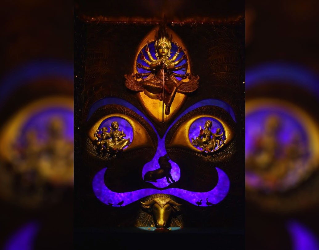 হিন্দুস্থান পার্কের পুজোয় অভিনবত্ব দেখা গিয়েছে এ বারেও।