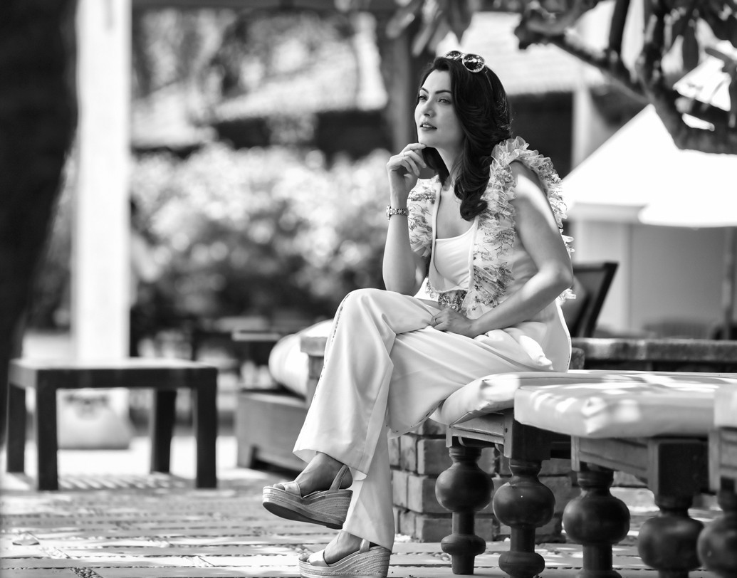 তবে এ সবের মাঝেও চুটিয়ে সংসার করতে পছন্দ করেন তিনি। বর প্রসেনজিৎ ও ছেলের সব খুঁটিনাটি দিকেই তাঁর কড়া নজর থাকে তাঁর। সংসারের পাশাপাশি, অভিনয়, নিজের শখ, দিল্লিতে নিজস্ব ব্যবসা— সবই একা হাতে সামলান অর্পিতা।