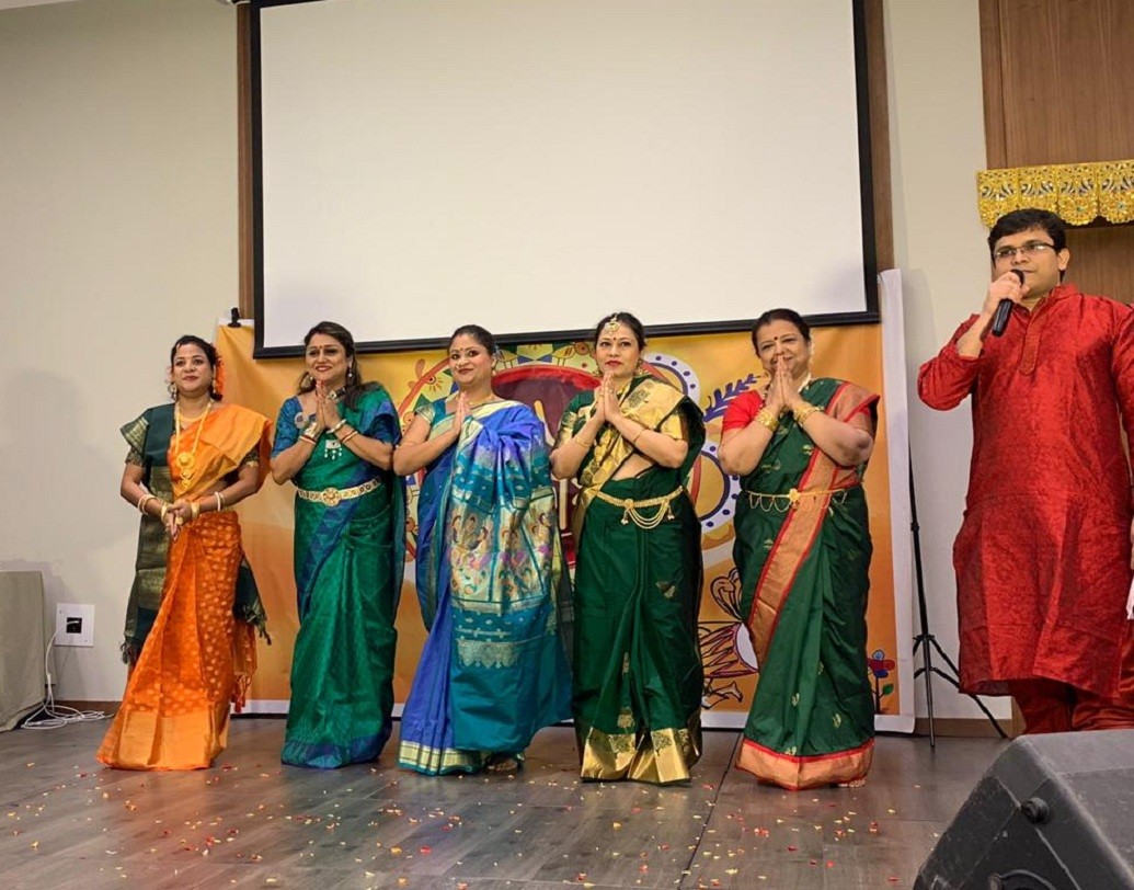 ঝাঁ চকচকে দুবাইয়ের বাঙালিরা পুজো করেছেন ছিমছাম ভাবেই।