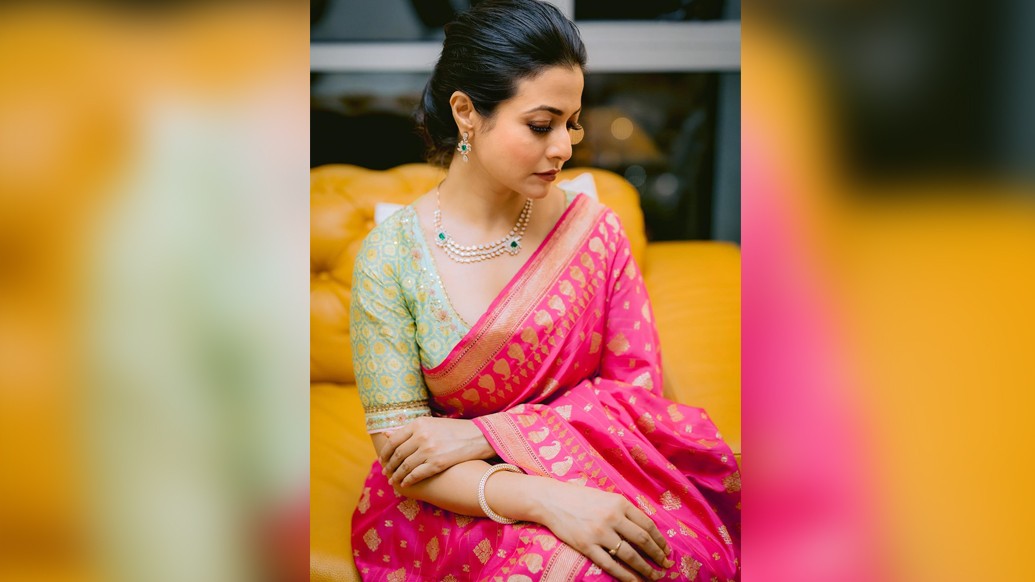 স্বর্ণজা তাই মুগ্ধ করে, তৃপ্তি দেয়। “এমন মেয়ে আজকাল কোটিতেও মেলে না! আমি কিন্তু নিজেই স্বর্ণজার প্রেমে পড়ে গিয়েছি!” বলছেন বাস্তবের কোয়েল।