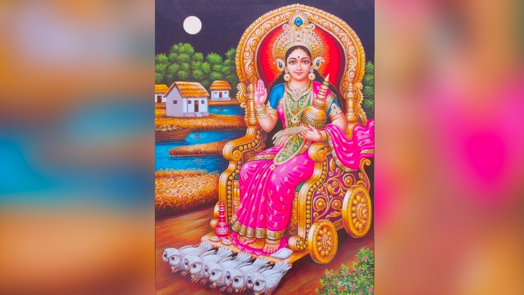 অন্য পুরাণে বলা হয়েছে, শ্রী দেবী প্রজাপতি (ব্রহ্মা) হতে সৃষ্টি হয়েছেন এবং তিনি ধন, সৌন্দর্য ও সৌভাগ্য প্রদান করেন।