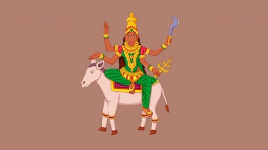 ভীষণদর্শনা কালরাত্রিকে ‘শুভঙ্করী’  নামেও অভিহিত করা হয়। কারণ তাঁর উপাসনার ফল আদতে শুভদায়ী।