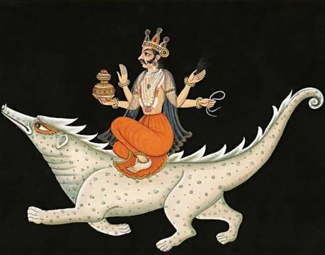 শঙ্খ: দেবতাপ্রধান শিব ও বিষ্ণুর স্বকীয় শক্তি দেবীচরণে সমর্পণের পর অন্যান্য দেবতারাও তাঁদের পথ অনুসরণ করলেন। জলাধিপতি বরুণ শঙ্খ অর্পণ করলেন।