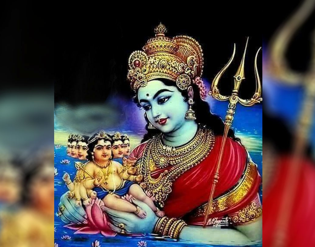 কার্তিকের কথাই ধরা যাক। বাল্মীকির রামায়ণ বা কৃষ্ণদ্বৈপায়ন ব্যাসের মহাভারতে কার্তিকের যে জন্মবৃত্তান্ত, তা আমাদের প্রচলিত ধারণার সঙ্গে মেলে না।