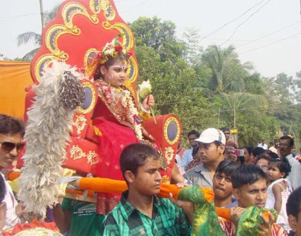 ১১ বছর বয়সি কন্যাকে রুদ্রাণী,