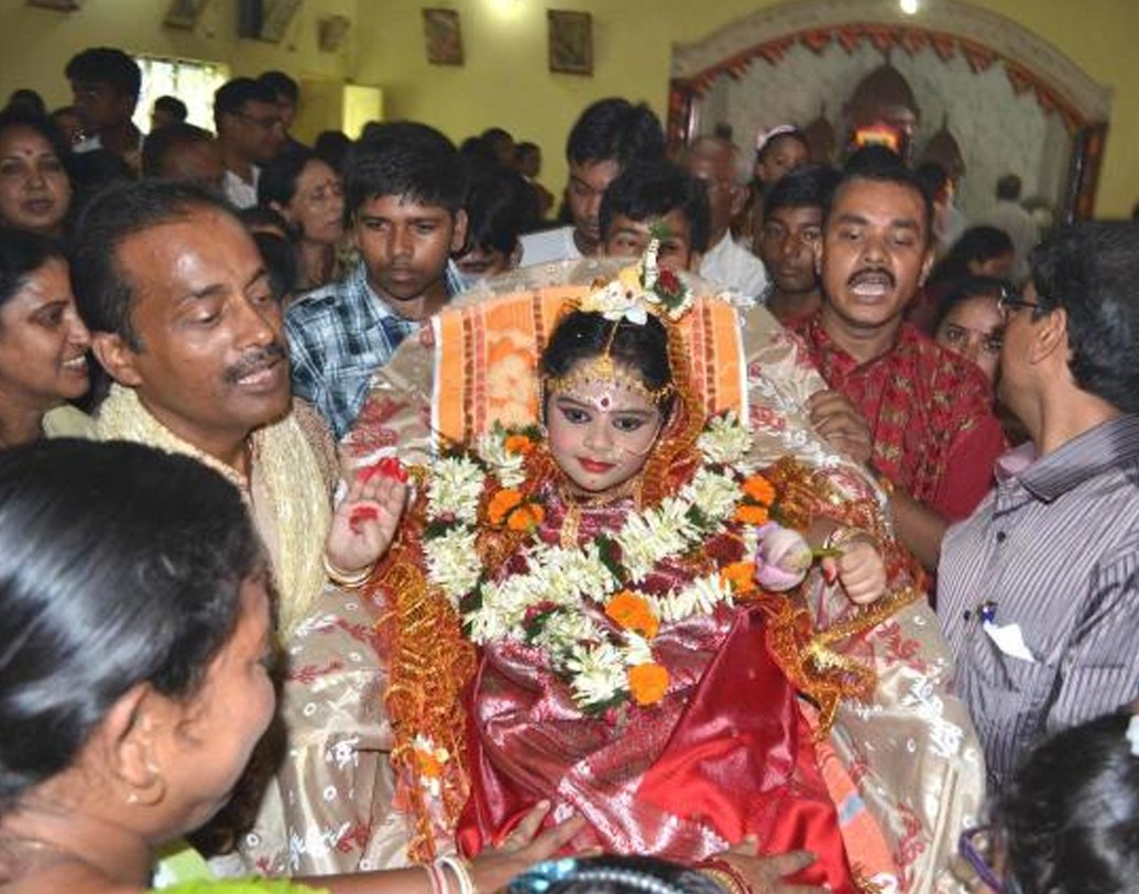 ১৪ বছর বয়সি কন্যাকে পীঠনায়িকা,