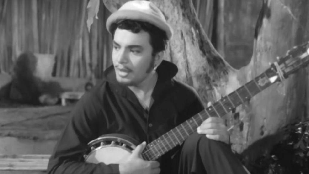 অ্যান্টনি ফিরিঙ্গি: সুনীল বন্দ্যোপাধ্যায়ের পরিচালনায় ১৯৬৭ সালে মুক্তি পায় অ্যান্টনি ফিরিঙ্গি। ছবিতে অ্যান্টনি কবিয়ালের চরিত্রে দেখা গিয়েছিল মহানায়ক উত্তম কুমারকে। নায়িকা ছিলেন তনুজা।