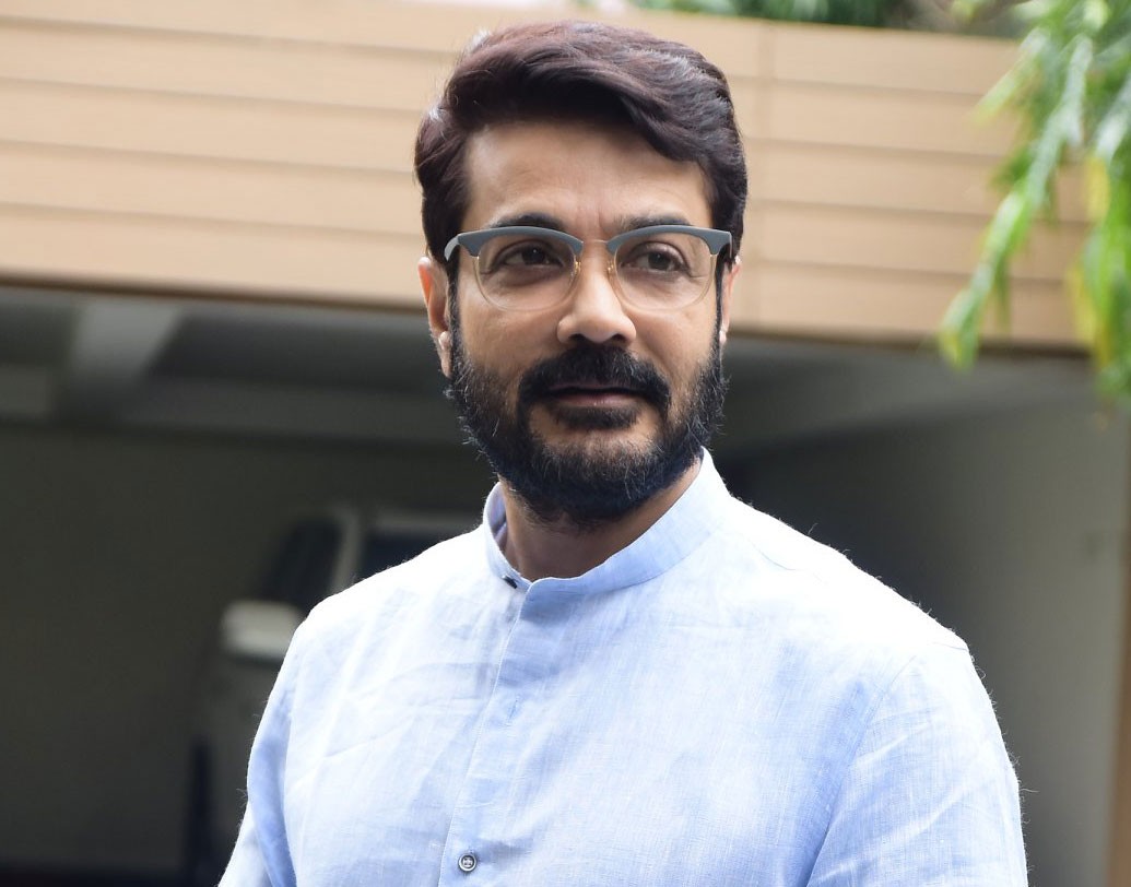 এই ছবি ঘিরে বেশ আবেগঘন হয়ে পড়েছেন তিনি। অন স্ক্রিন নেতাজির চরিত্রে অভিনয় করতে পেরে তিনি পরিচালক সৃজিতের কাছে কৃতজ্ঞ।