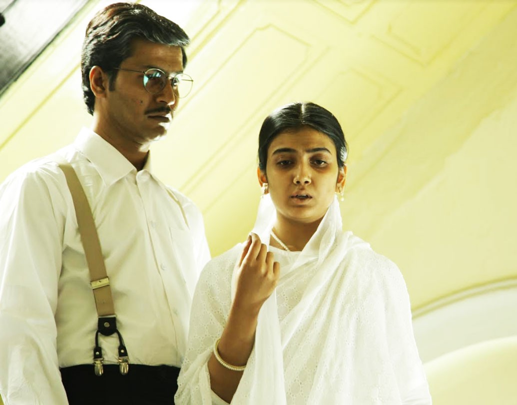 রাজার স্ত্রীর ভূমিকায় রাজনন্দিনী পাল। আসল পরিচয় বিভাবতী দেবী। ছবির নাম চন্দ্রাবতী দেবী।