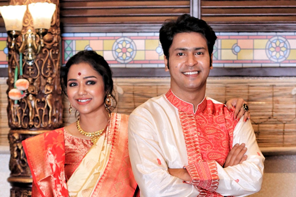 Durga Puja 2019: Chemistry between Bengali actor Anirban Bhattacharya and actress Sohini Sarkar dgtl