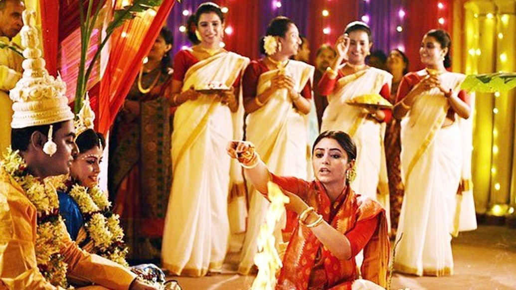 শিবপ্রসাদ-নন্দিতার প্রযোজনা সংস্থা ‘উইন্ডোজ’ থেকে এই পুজোয় নতুন ছবি মুক্তি না পেলেও পুনরায় মুক্তি পাচ্ছে ‘ব্রহ্মা জানেন গোপন কম্মটি’। অরিত্র মুখোপাধ্যায়ের পরিচালনায়, ঋতাভরী চক্রবর্তী অভিনীত ওই ছবিটি হলে মুক্তির মাত্র ১০ দিন পরেই করোনার কারণে বন্ধ করে দিতে হয়। যদিও ওই ১০ দিনেই বেশ ভালই ব্যবসা করেছিল ছবিটি।