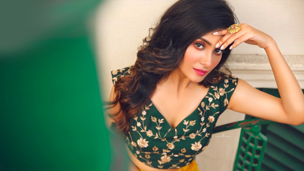 ‘বুম্বাদা’ অর্থাৎ প্রসেনজিৎ চট্টোপাধ্যায়ের অভিনয় তাঁর সবচেয়ে পছন্দের। প্রিয় ছবি ‘অটোগ্রাফ’। অনির্বাণ ভট্টাচার্য এবং পরমব্রত চট্টোপাধ্যায়ের অভিনয়ও খুব ভাল লাগে তরুণিমার। নায়িকাদের মধ্যে প্রিয় স্বস্তিকা মুখোপাধ্যায়।