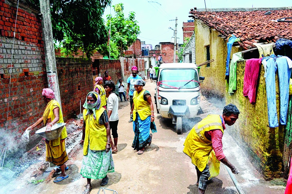 Dengue strikes seven more - Telegraph India