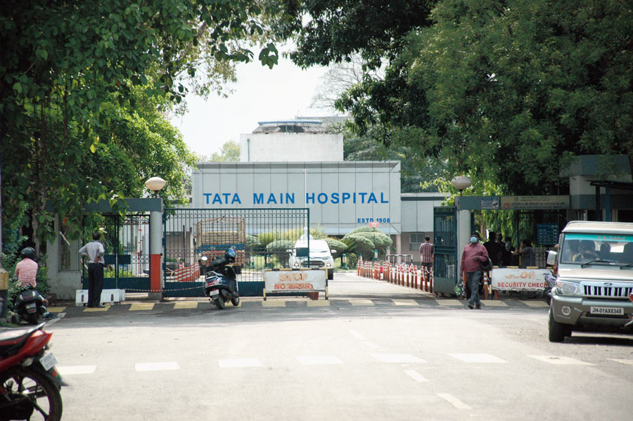The Tata Main Hospital in Bistupur, Jamshedpur. 