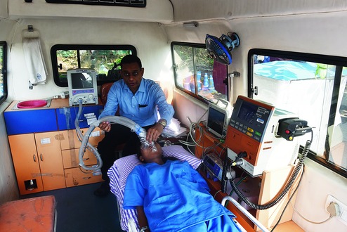 Doctors prescribe ambulance checklist - Telegraph India