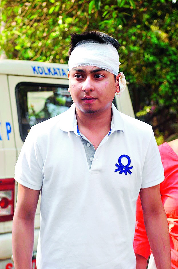 teen-thrashed-for-rash-drive-protest-telegraph-india