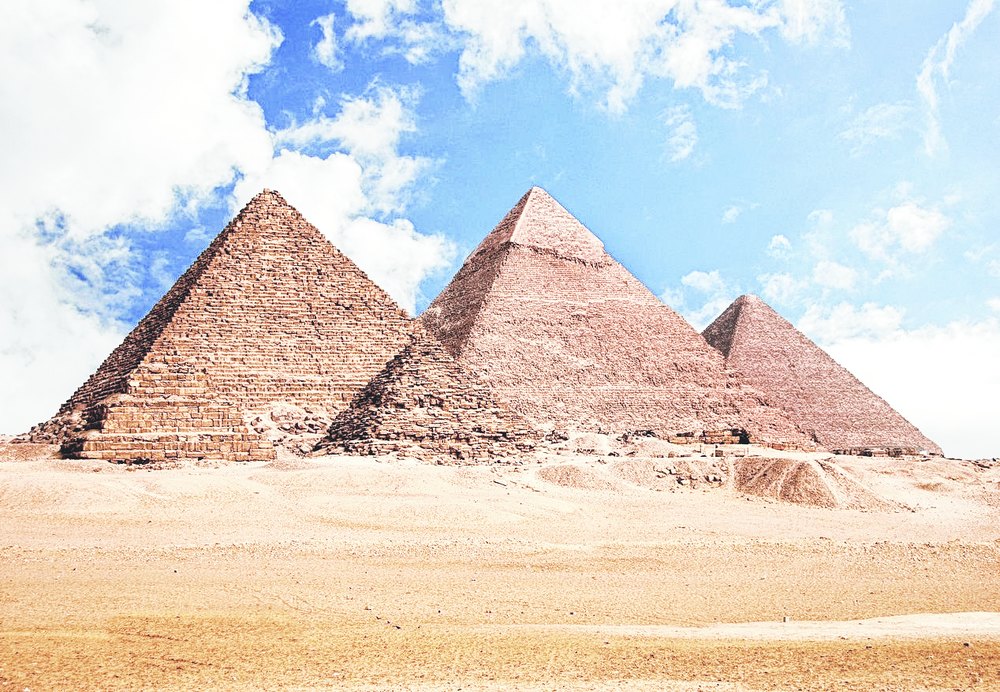 1000px x 692px - Egypt perplexed by pyramid porn - Telegraph India