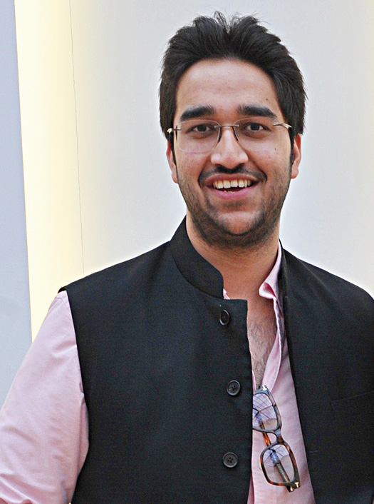 Parthiv Neotia was by his mom Madhu’s side  throughout the event. “Wedding Diaries looks excellent. It has a colonial feel with the cars,” he said, taking a tour of Swabhumi with his friends who “bought some things from Antar-Agni”. Of course his own wedding is not on his mind at the moment. “It’s been just three months that I have graduated from college… so, I am far, far from that,” he laughed.