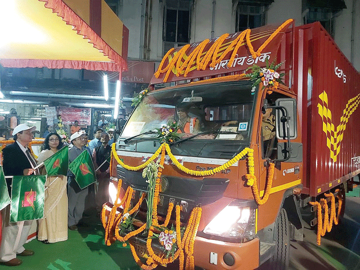 India Post | Postal department gets delivery vehicles - Telegraph India