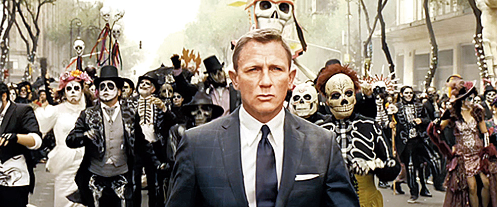 Daniel Craig as 007 in Spectre.