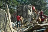 Gate collapse brake on varsity projects - Telegraph India