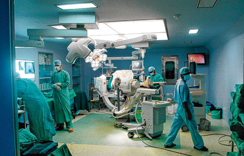 Hospitals cold to 'safer' steel OTs - Telegraph India