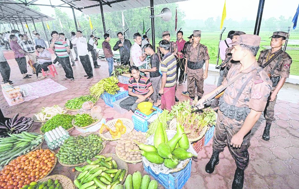 Second border haat opens in Tripura - Telegraph India