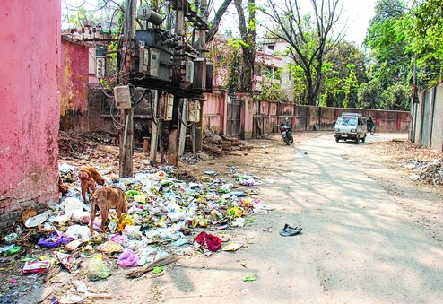 Trash control in tatters - Telegraph India