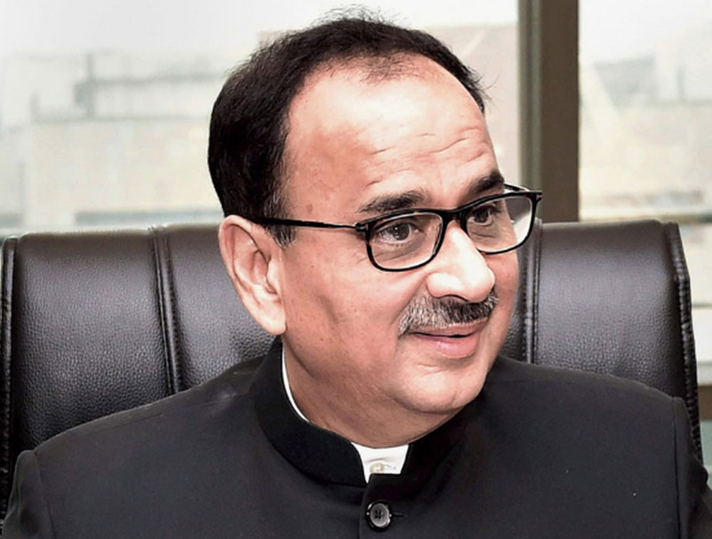 Alok Verma provides papers to CVC accusing Rakesh Asthana of corruption