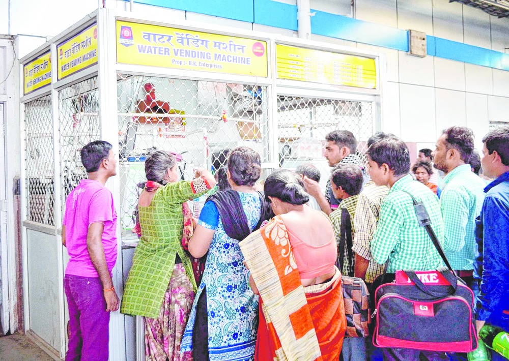 Jala Chatra Chill on platform for Rs 3 - Telegraph India