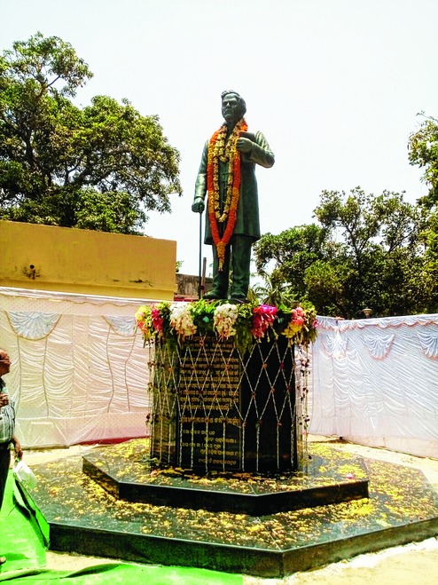 Statue Unveiled Telegraph India