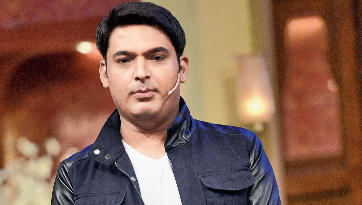 Comedian Kapil Sharma stands up for his guest Navjot Singh Sidhu-- and