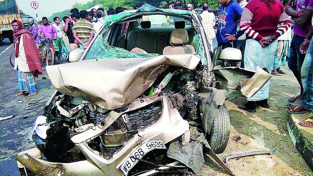 3 killed in highway car crash - Telegraph India