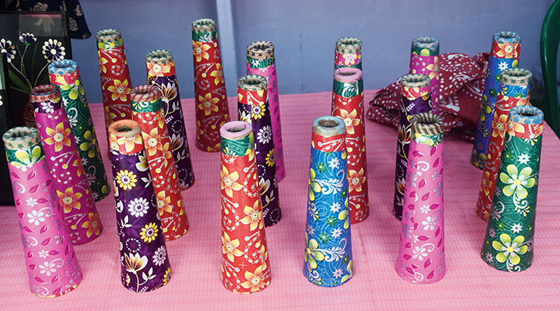 About: Here’s a toy to take you back to your childhood. “Elderly shoppers are getting most excited to see these,” said Jyotsna Santra of Hooghly. “They are getting nostalgic and showing their grandkids how they played with them back in the day. I’ve sold about 70 pieces in less than a week.”