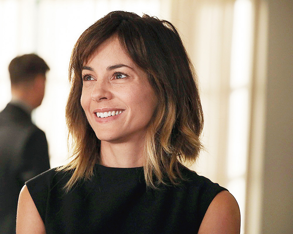 Stephanie Szostak as Julie