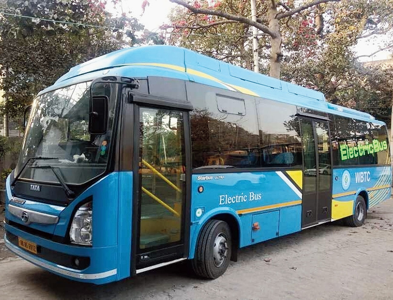 Tripura Delhi gives Tripura 50 electric buses Telegraph India