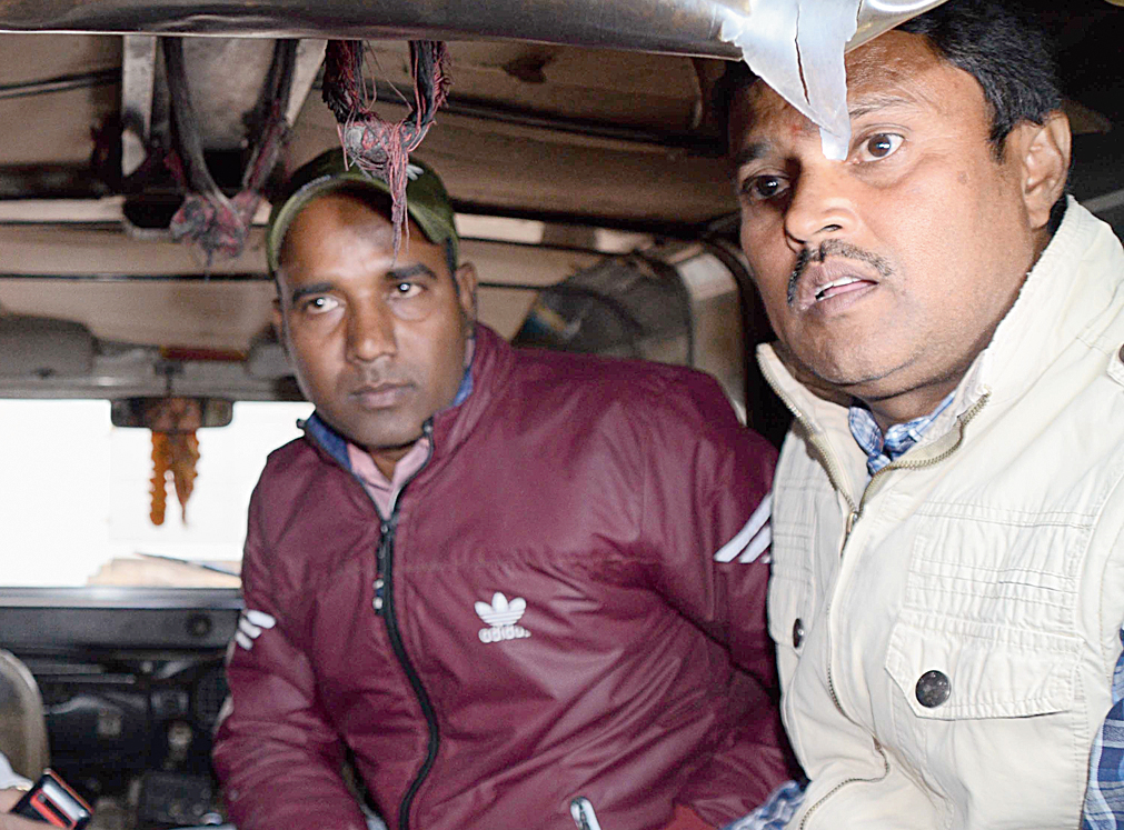 2 of the 4 para-teachers arrested on Friday for taking part in the protests on Jharkhand Statehood Day