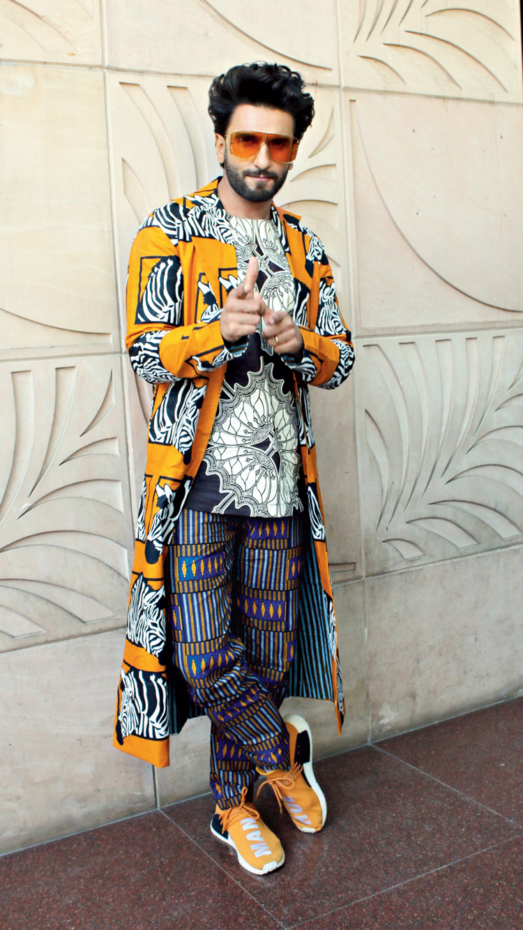 Street style: Liberating. Nonconformist. A medley. A voice. Original. A melting pot. Street style was the big umbrella which celebrated the power of YOU. Mostly underlined by comfort, street style also explores the world of OTT. The fluidity and malleability of expression, drawing from youthful moods, allows it to transcend fashion seasons and remain relevant. “The influence of social media on fashion in India has become extreme… exposure to the hip-hop music culture… brands like Supreme are choosing streetwear… they are changing the world. Even a serious classic brand like Gucci, see what is happening now. So these people are rebellious, they don’t feel scared to stand out… these are the people who are accepting brands like Supreme. The collaboration of Supreme and Louis Vuitton, the collaboration of Coco Capitan and Gucci… the collaboration of Junior Watanabe and North Face, these kind of collaborations are happening internationally. In India, too, this generation is so exposed to what is happening and there are lot of kids in Calcutta wearing Supreme. It is amazing how they want to wear unisex clothing, genderless clothing. They are not scared to do different things,” designer Anamika Khanna had penned down for t2 in 2018.