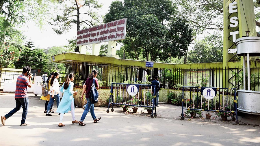 Indian Institute of Engineering Science and Technology (IIEST)