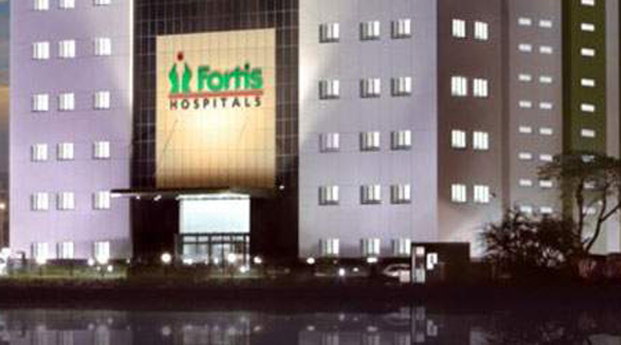 The complicated surgery was performed successfully at Fortis Hospital within an hour
