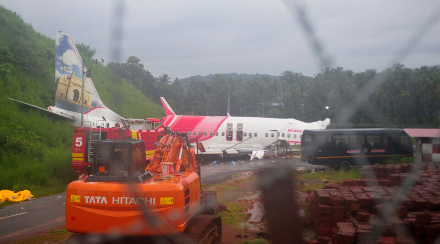Air India Express crash: focus on plane touchdown spot - Available stretch of runway shortened by more than a third for the flight