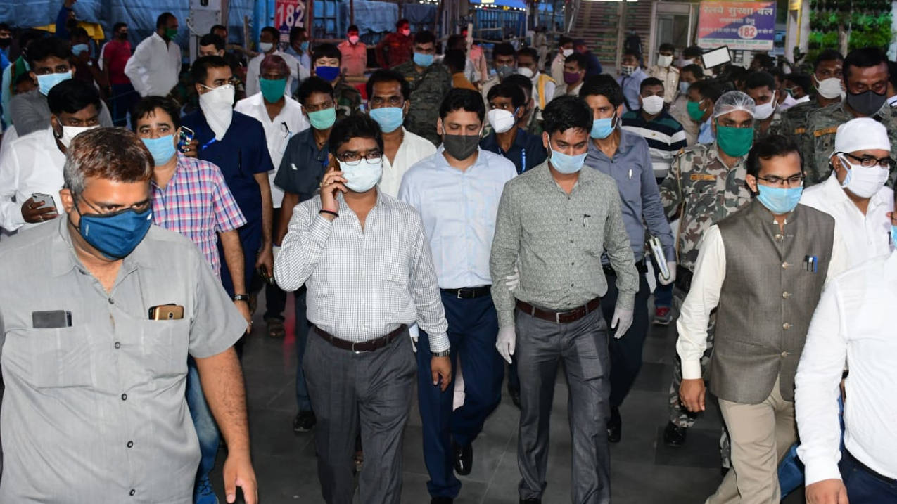 Chief minister Hemant Soren at Bokaro rail station on Tuesday.